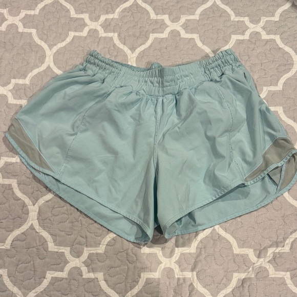 lululemon athletica Pants - Lululemon Athletica Sky Blue Hotty Hot Shorts Sz 8 Tall